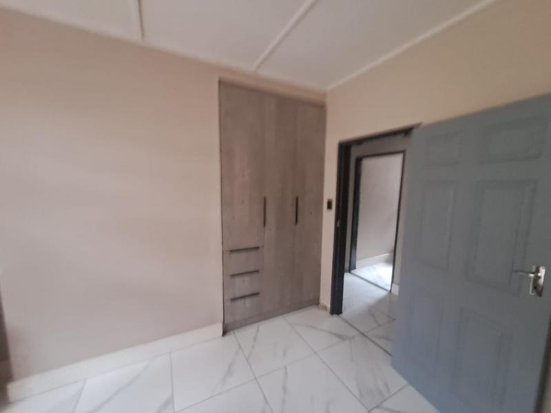 7 Bedroom Property for Sale in Sasolburg Ext 5 Free State